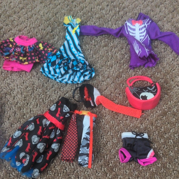 Monster High Doll Clothing Set - Picture 5 of 5